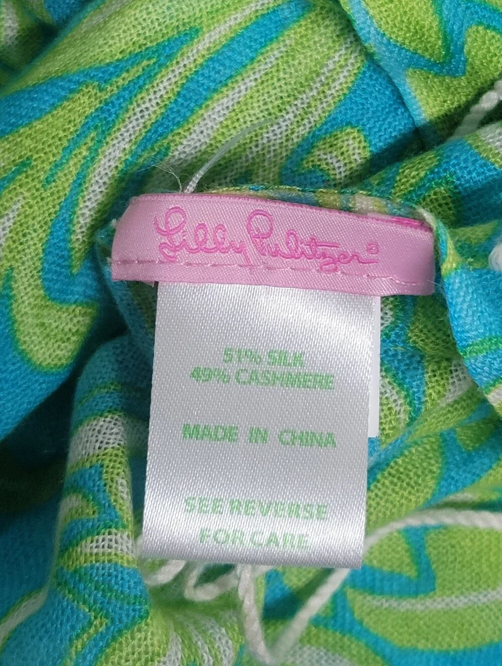 Lilly Pulitzer 51% Silk 49% Cashmere Green & Turquoise Floral Fringe Scarf.